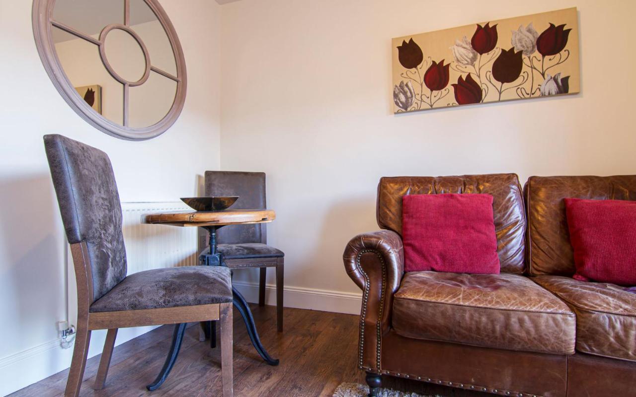 Romneys Apartments & Suites Kendal Luaran gambar
