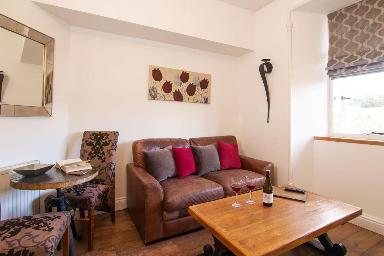 Romneys Apartments & Suites Kendal Luaran gambar