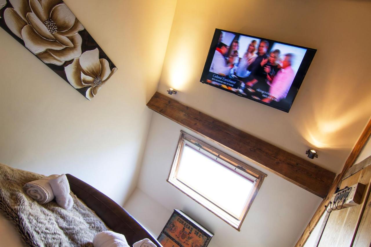 Romneys Apartments & Suites Kendal Luaran gambar